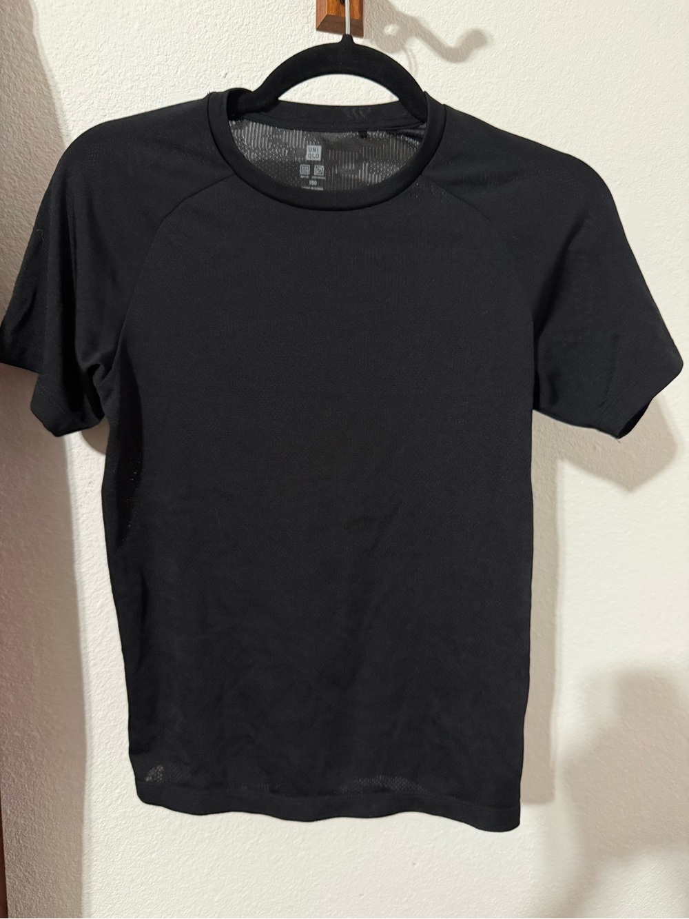 Uniqlo Black Short-Sleeve Performance Tee